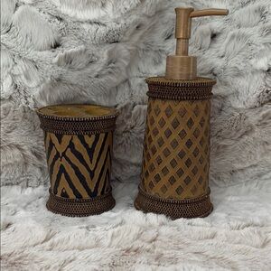 “Safari” Brown and Black Bathroom Accessory Set